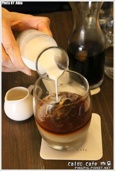 【台北食記】Caldo cafe 咖朵咖啡- 每日限定口味舒芙蕾,抹茶好好吃