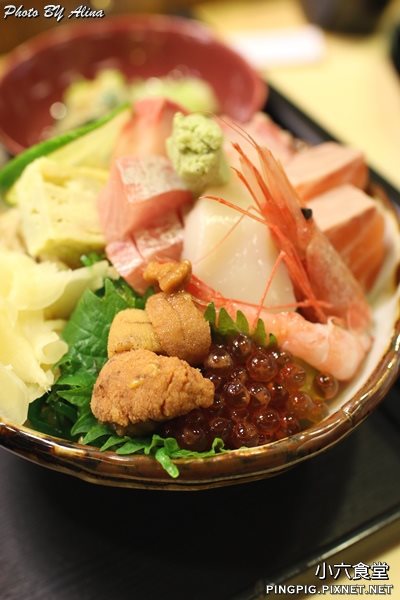 台北小六食堂 行天宮站旁好吃的海膽海鮮丼蓋飯