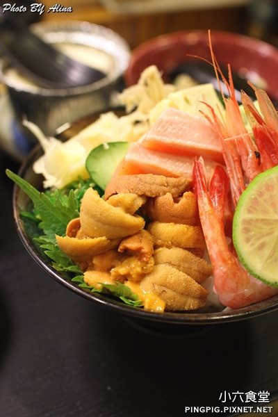 台北小六食堂 行天宮站旁好吃的海膽海鮮丼蓋飯