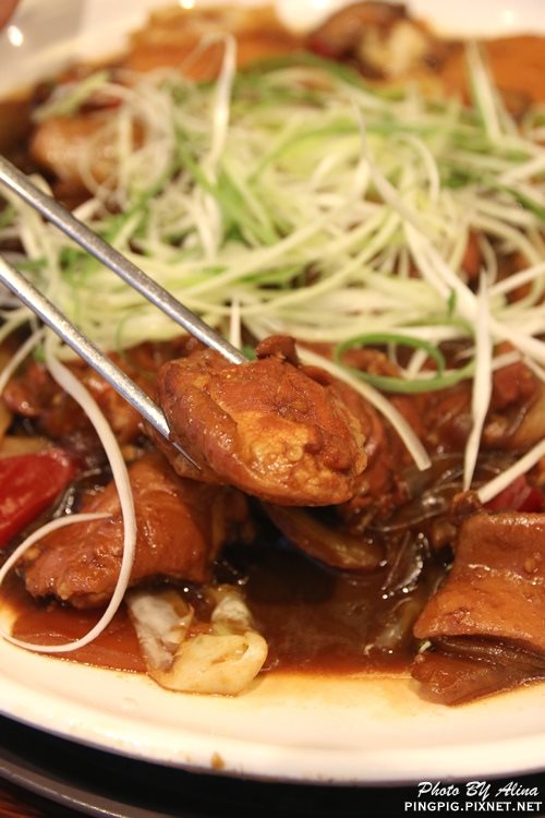 【首爾美食】明洞安東燉雞-韓式紅燒燉雞，好吃到再辣也要吃