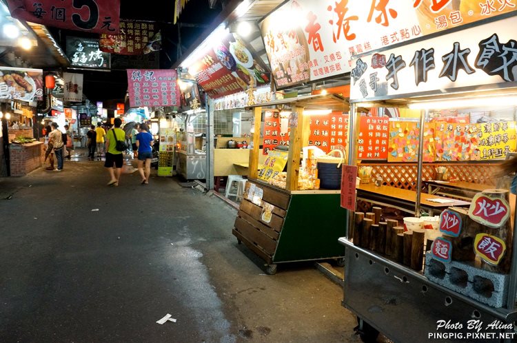 花蓮自強夜市舊址-林記燒番麥 蔣家官財板.妙不可言果汁.第一家烤肉串