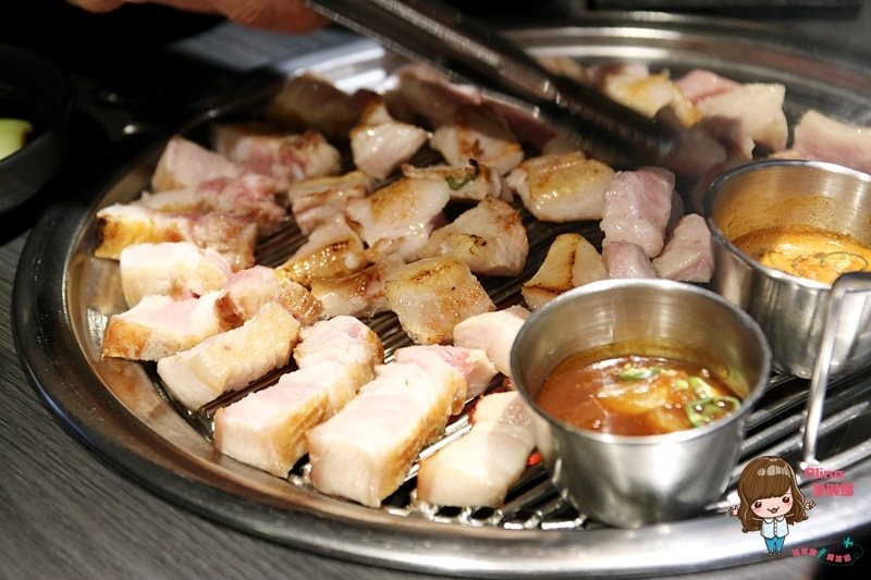 首爾 弘大美食 烤肉店推薦 HAHA 金鐘國 401餐廳
