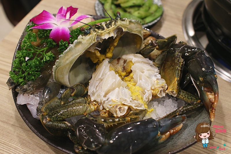 【食記】台北市府 十二籃 秋蟹盛產季必吃  沙公海陸粥火鍋實在鮮美