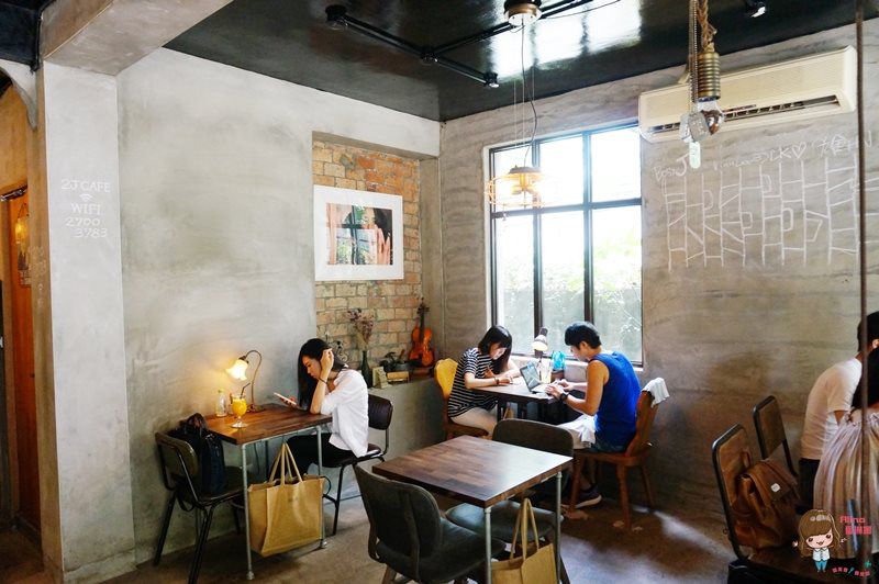 2J CAFE 韓式咖啡館 複合式餐酒館,老宅工業風環境