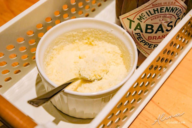Ginza Noodles 特製 濃厚卵の SOBA 調味料起司粉