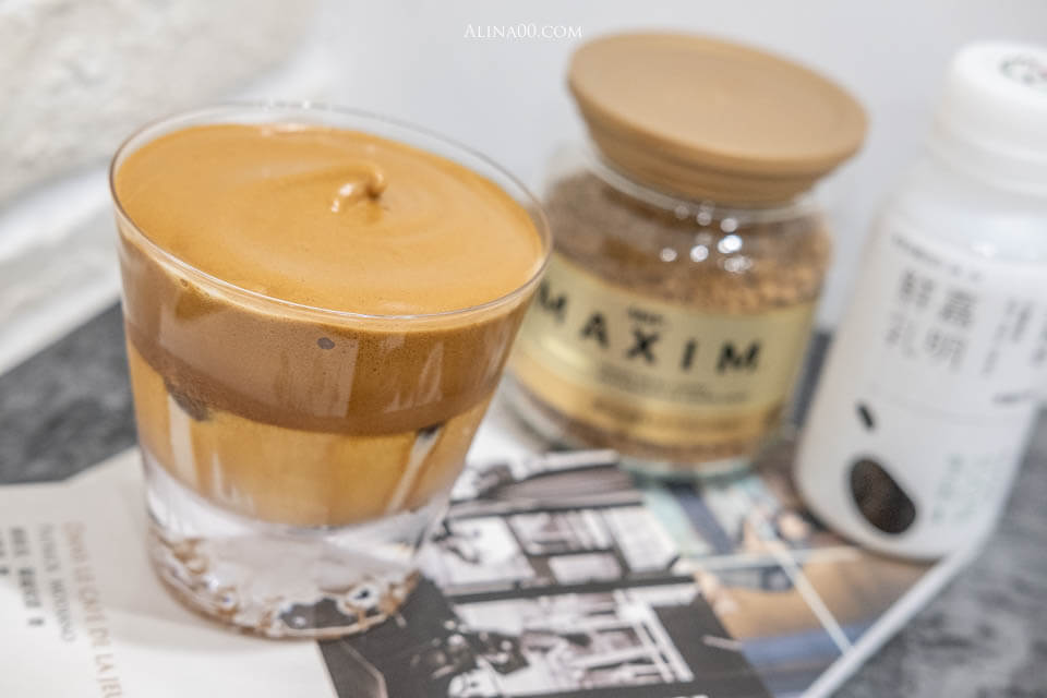 【懶人食譜】 400次咖啡 做法簡單！手打焦糖奶蓋咖啡，從澳門紅到韓國
