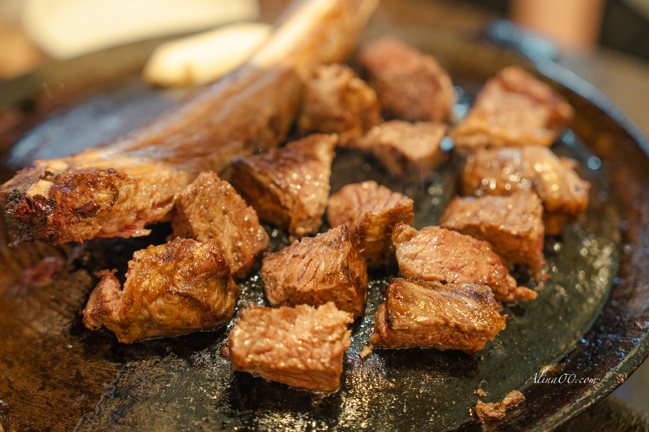 弘大木爐館烤肉