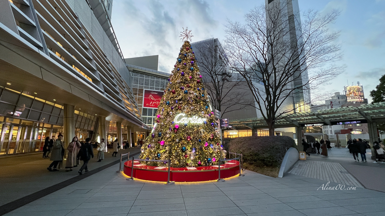 六本木新城廣場聖誕樹