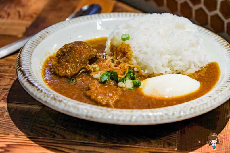 新高軒牛肉咖哩飯